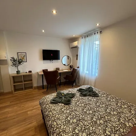 La Vintage Avec Parking Gratuit Et Clim Apartment *